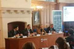 Mesa-redonda-sobre-las-formulas-de-financiacion-internacional