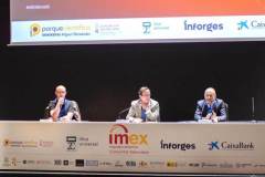 Mesa-redonda-de-ayudas