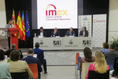 Alexandre-Cerradelo-Vicelacalde-de-Alcoy-dio-la-bienvenida-a-los-asistentes-de-IMEX-Alcoy-2023