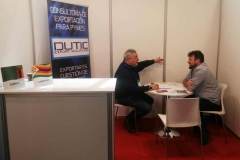 Stand-de-Dutic-Consulting-desde-donde-se-atendieron-las-consultas-de-Zambia-y-Zimbabue