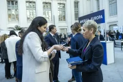 Miles-de-contactos-en-la-zona-de-paises-de-IMEX