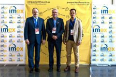 El-Rector-de-la-Universidad-Miguel-Hernandez-centro-junto-a-Jose-Terreros-IMEX-y-Sergio-Roman-PCUMH