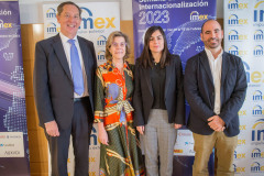 1.-Nicolás-Mouze-DHL-María-Naranjo-ICEX-Verónica-Puente-FIAB-y-Miquel-Villanueva-Hispatec-en-IMEX-Madrid-2023