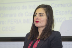 3.-Verónica-Puente-directora-de-Internacionalización-en-FIAB-moderó-la-mesa-redonda-de-alimentación-en-IMEX-Madrid-2023