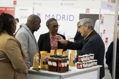 El-Stand-de-Angola-tuvo-mucha-actividad-en-IMEX-Madrid-2024