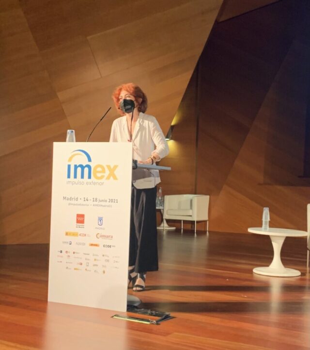 maria-pena-imex-madrid-1-909x1024